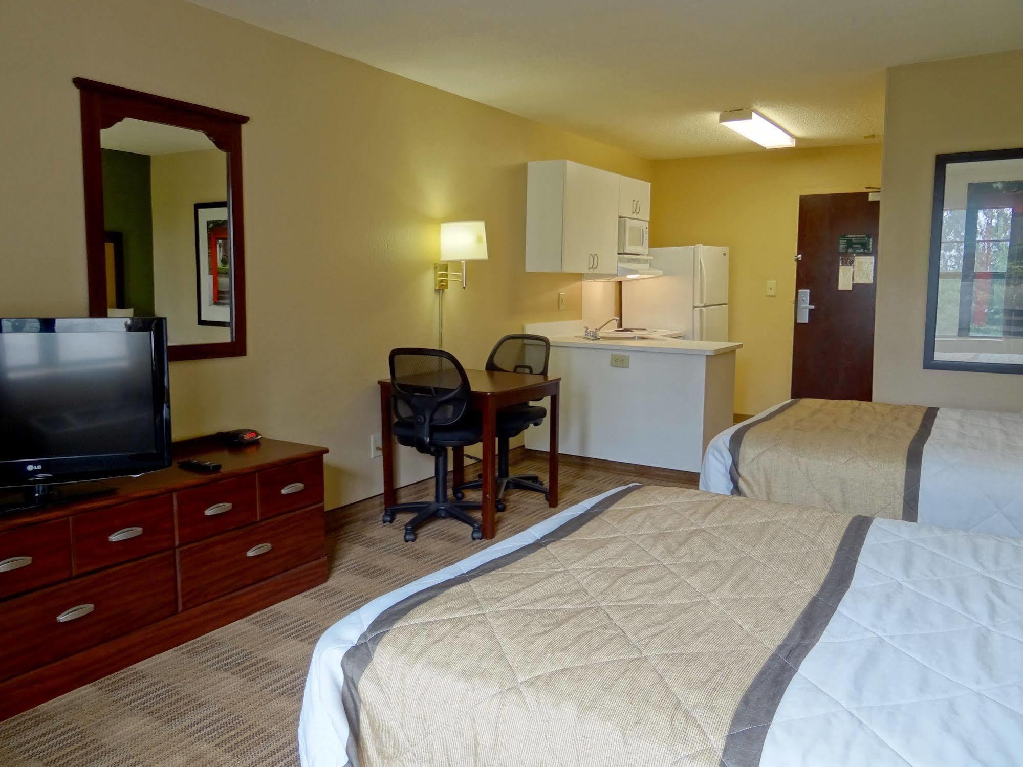 Extended Stay America Suites - Raleigh - Cary - Regency Parkway North Buitenkant foto